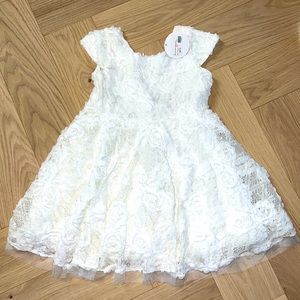 NWT White Floral Girls Dress